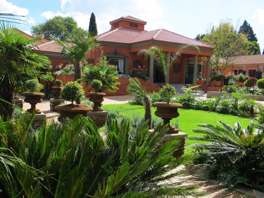 Ivory Manor Boutique Hotel Pretoria-Noord Exterior foto